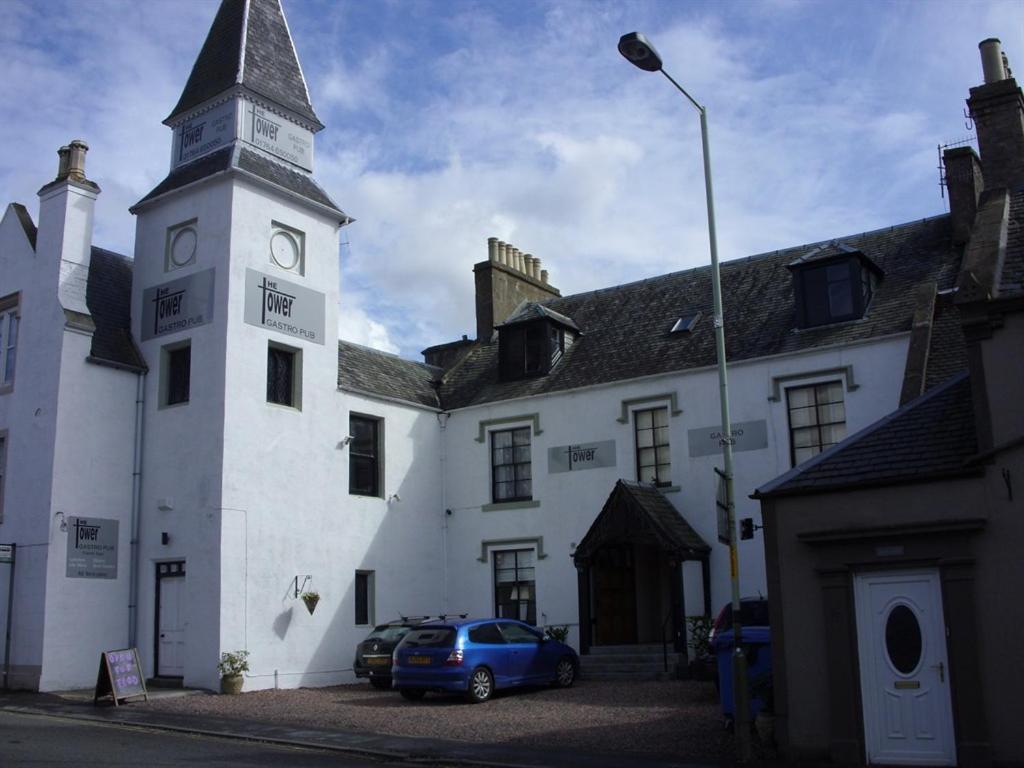 The Tower Gastro Pub & Apartments Crieff Exterior foto